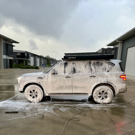 Beach 2 Clean Snow Foam Cannon foamy wash with rust protection